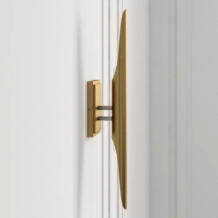 Baton Sconce by Regina Andrew