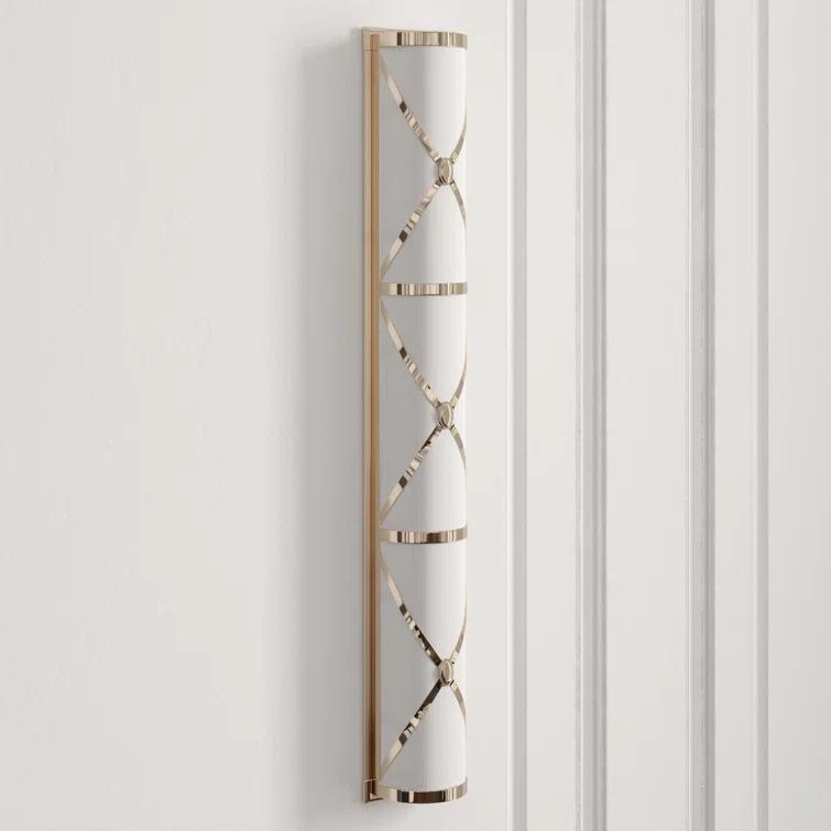 Chase 6 - Light Bath Bar