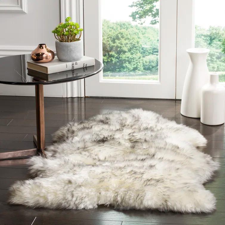 SAFAVIEH Sheep Skin Tiana Animal Area Rug, Ivory/Smoke Grey, 5'5" x 7'7"