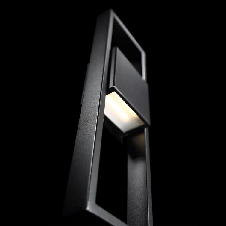 Archetype Aluminum LED Wall Light