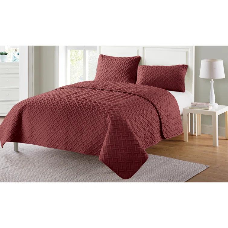 Nina Embossed Basketweave Quilt Set