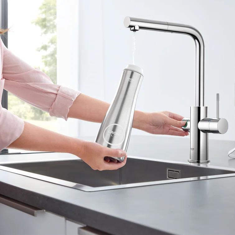 Blue Pull Out Single Handle Kitchen Faucet with Accessories