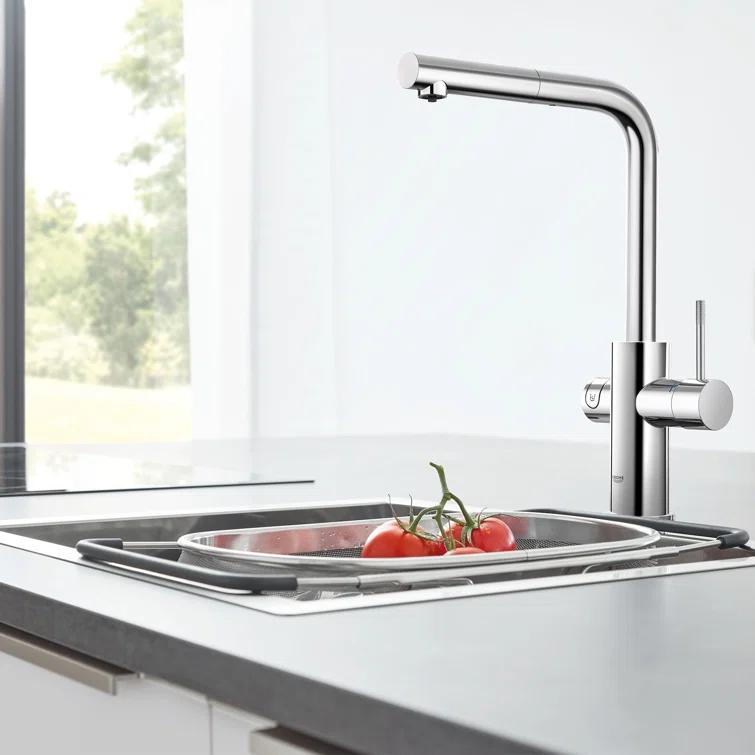 Blue Pull Out Single Handle Kitchen Faucet with Accessories