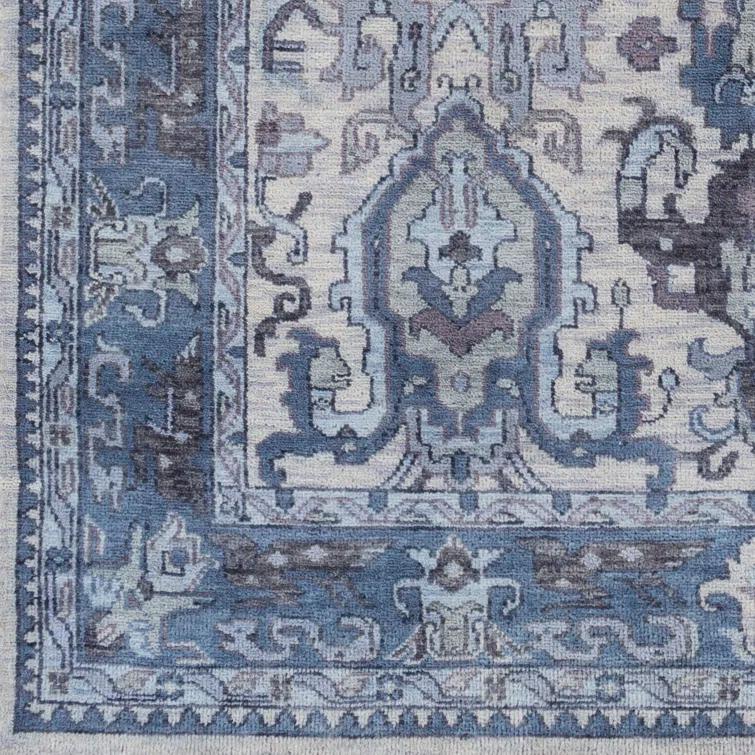 Hand-Knotted Blue Wool Round Bohemian Accent Rug