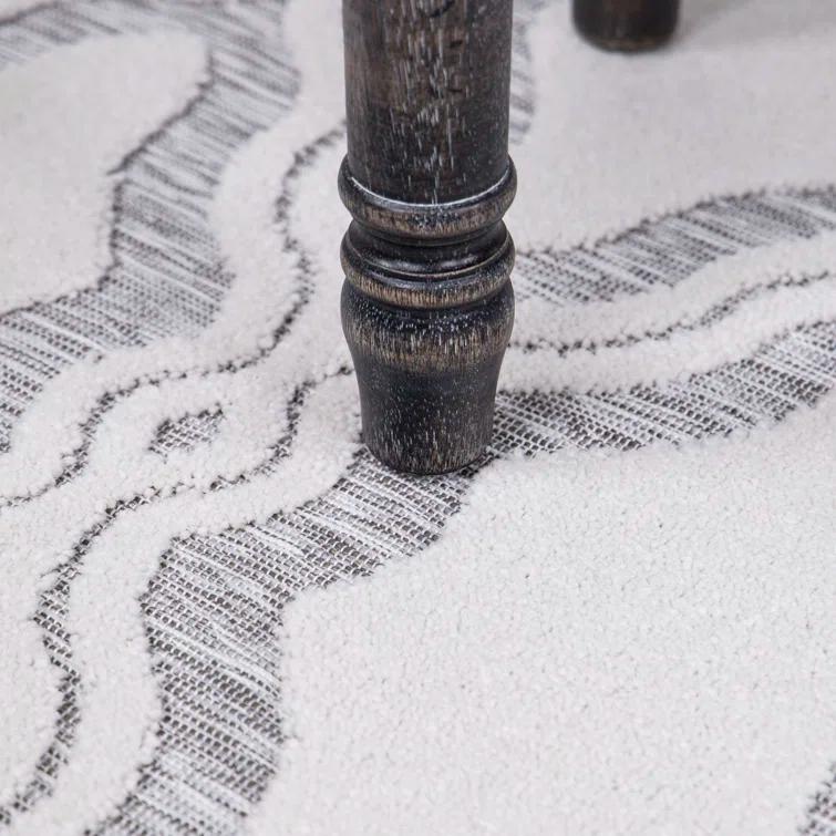 My Texas House Cotton Blossom Natural Gray High Low Indoor Outdoor Rug