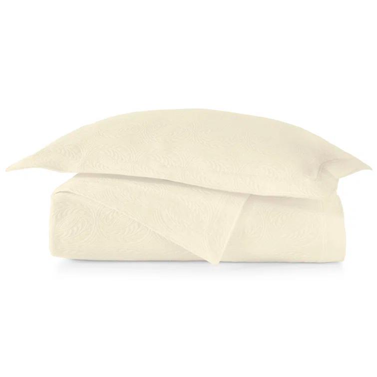 Dierking Traditional Cotton Floral Coverlet