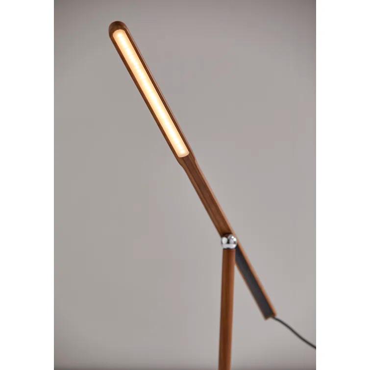 Dris Adjustable Desk Lamp