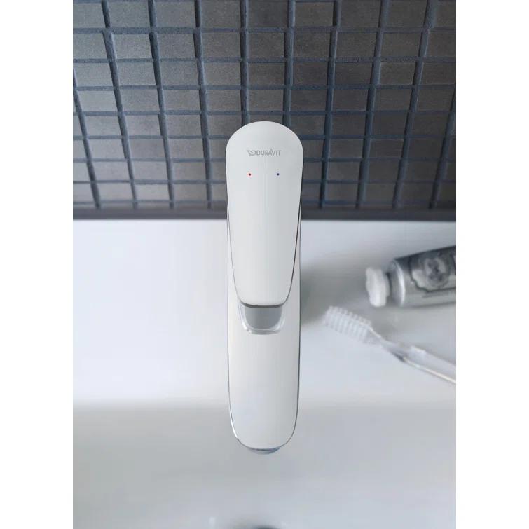 Single Hole Bathroom Faucet