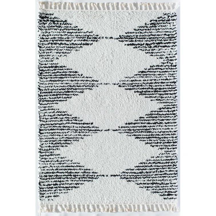 Qi Mason Shag Tribal Heath White Area Rug