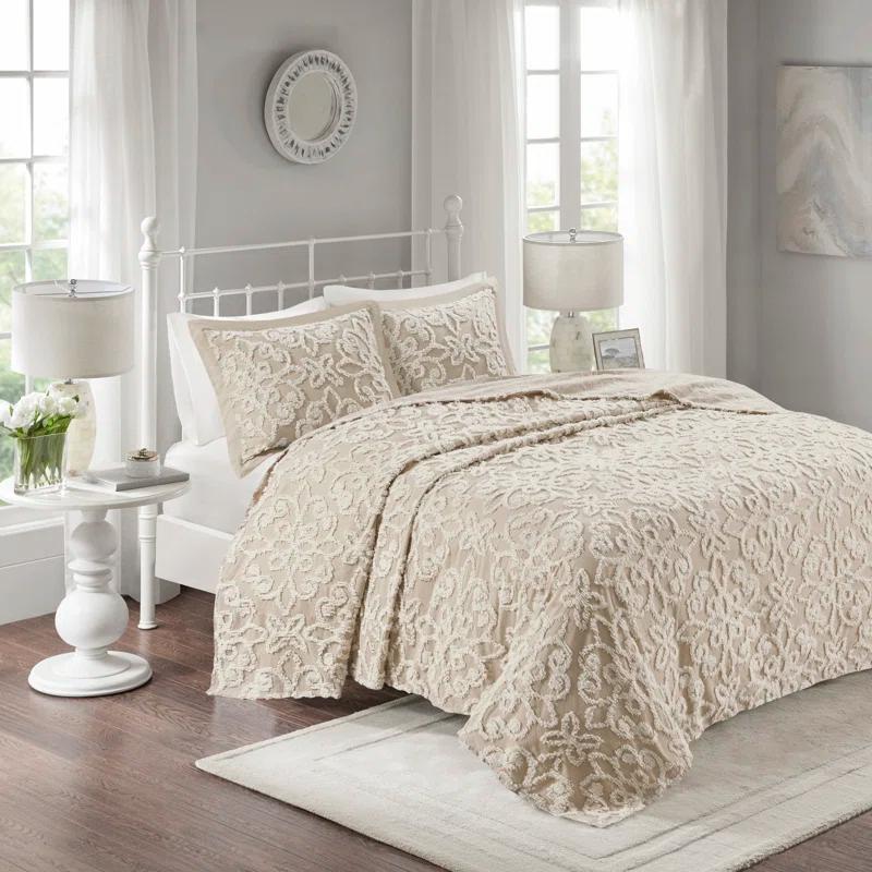 White Cotton King 3-Piece Tufted Bedspread Set