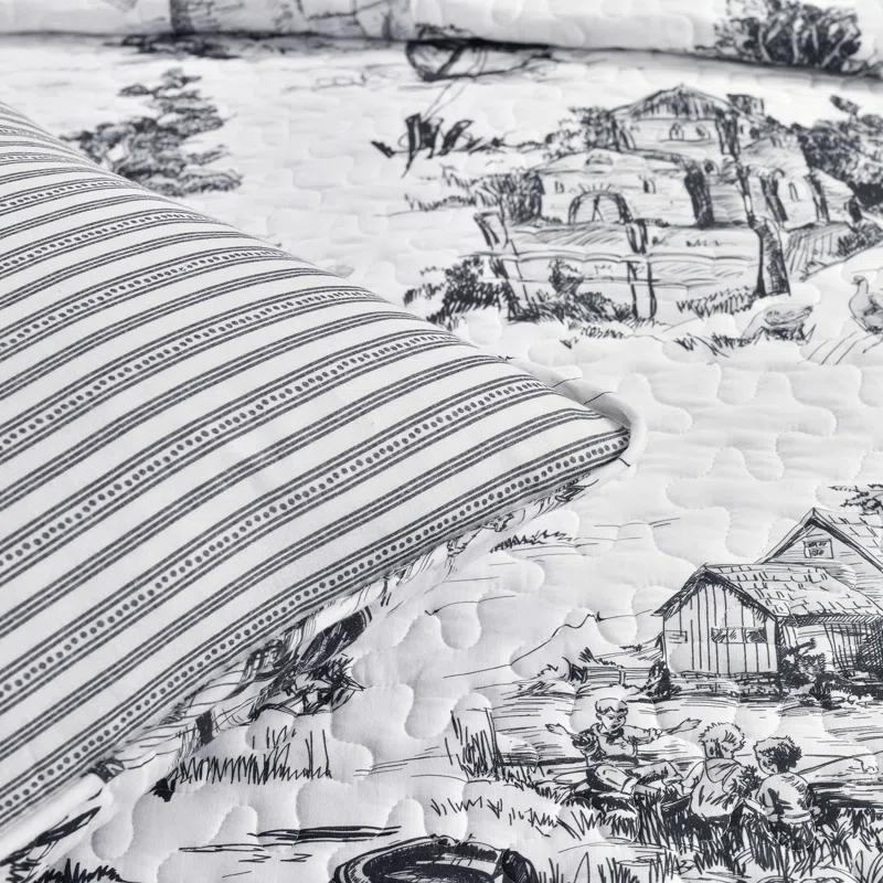 Reyna Reversible Quilt Set (Set of 3)