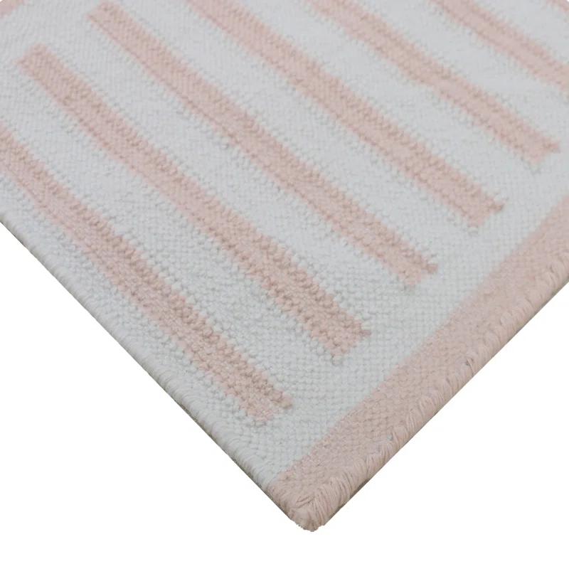 LOOMY Geometric Handmade Flatweave Pink/Ivory Indoor / Outdoor Area Rug