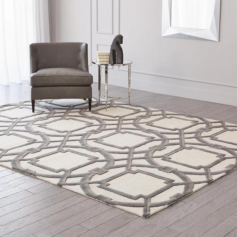 Hand-Tufted Arabesque Wool Rug in Gray and Ivory, 5' x 8'