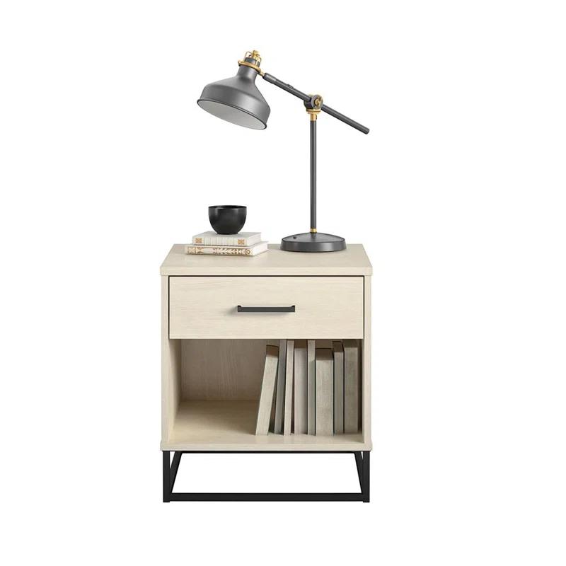 Kelly 1 - Drawer Nightstand in Ivory/Black