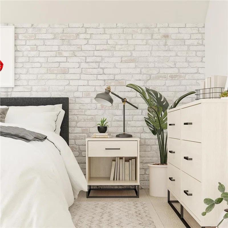 Kelly 1 - Drawer Nightstand in Ivory/Black