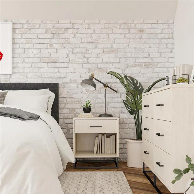 Kelly 1 - Drawer Nightstand in Ivory/Black
