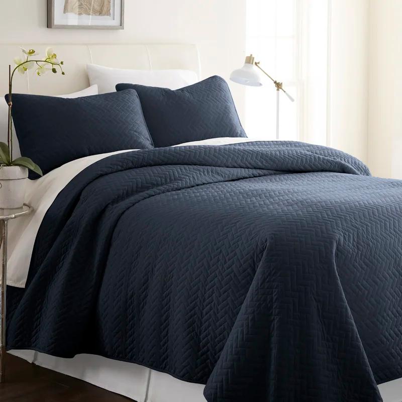 Herring Stitched Super Soft Twin Coverlet Set in White