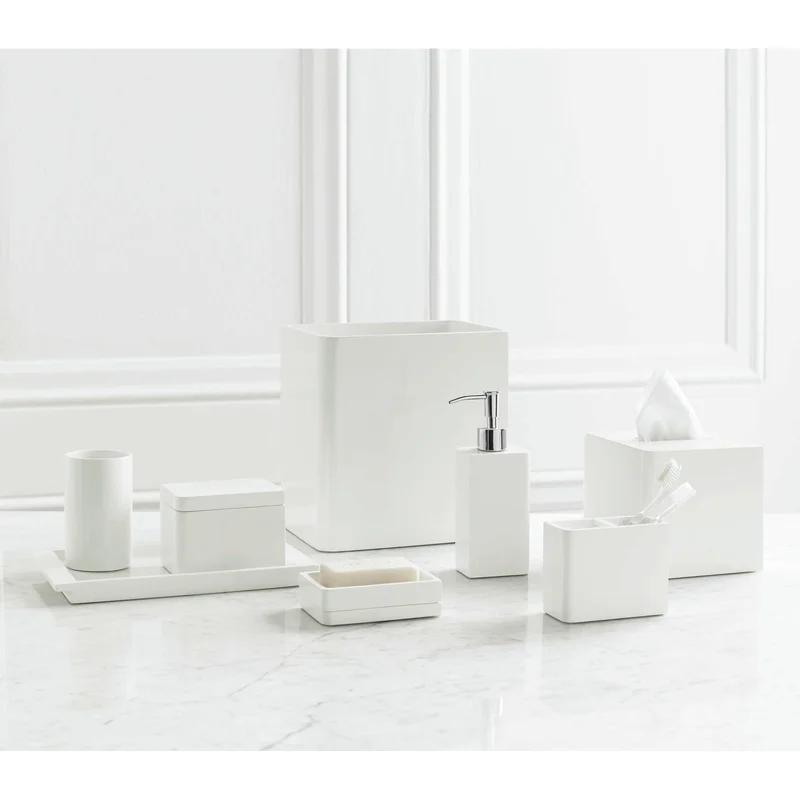 Sleek White Lacca Lotion Dispenser in Smooth Lacquer