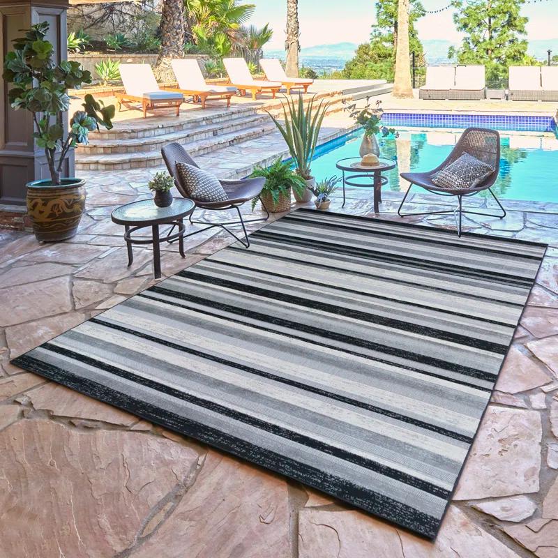 Fosel Muxia Gray/Black Modern Micro Stripped Hi-Low Flatweave Indoor/Outdoor Area Rug