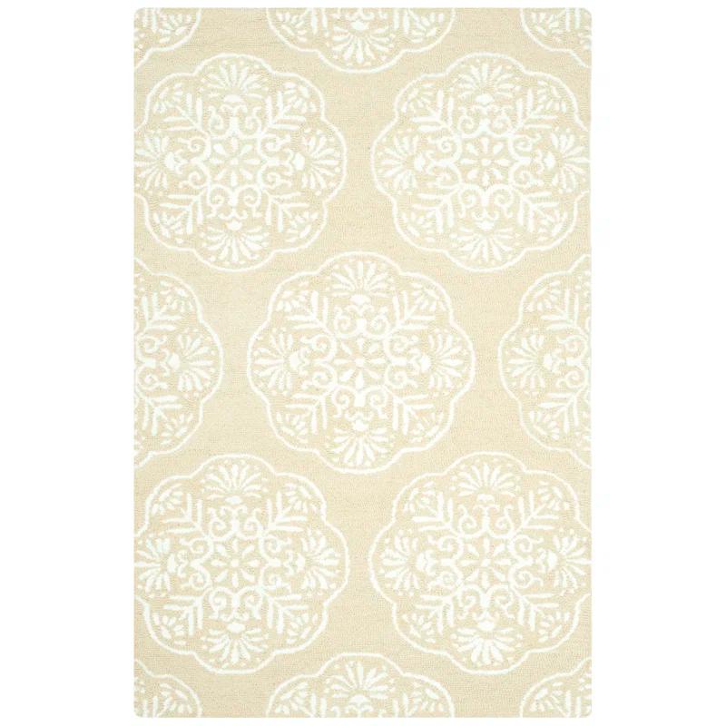Safavieh Bella Hand Tufted Wool Floral Rug