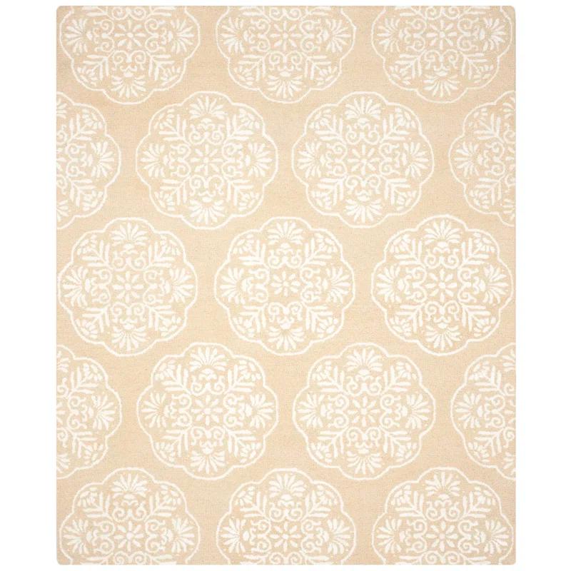 Safavieh Bella Hand Tufted Wool Floral Rug