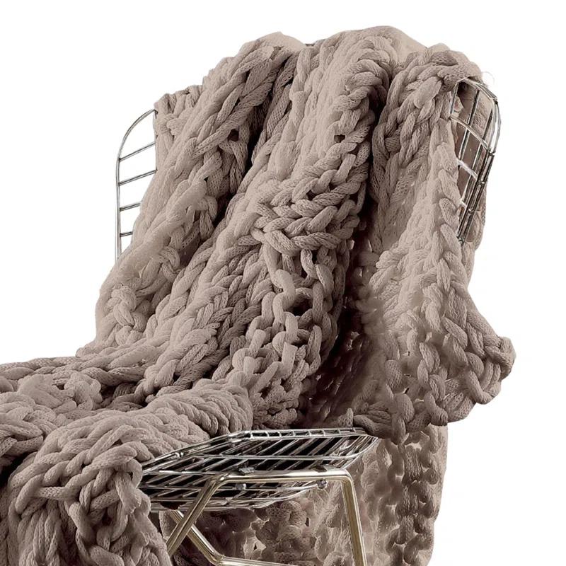 the Urban Port Throw