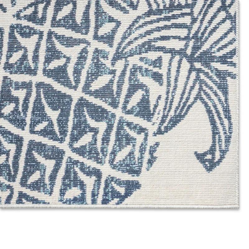 Navy and Ivory Whimsical Pineapple 8' x 10' Indoor/Outdoor Rug