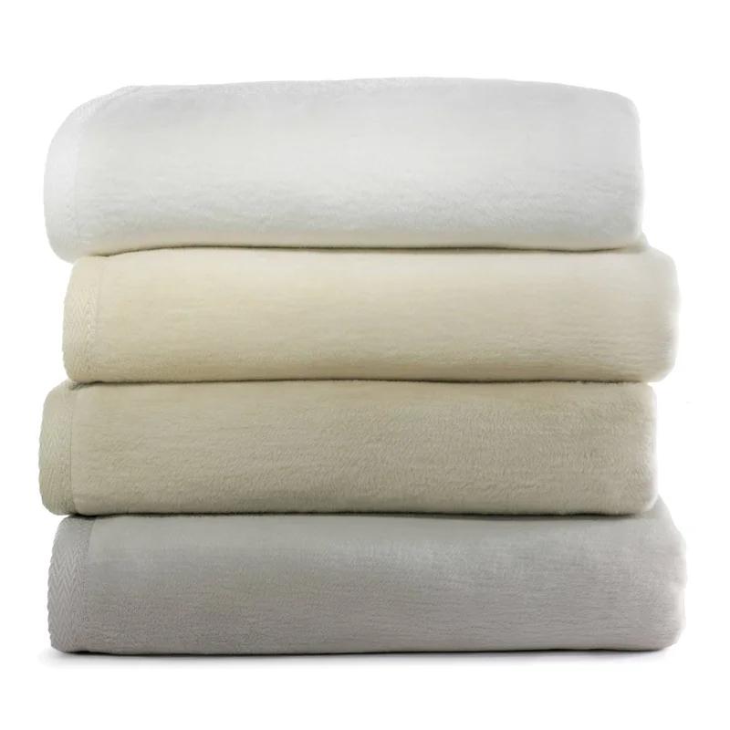 Luxurious King/Cal King All Seasons Cotton Blanket in Linen