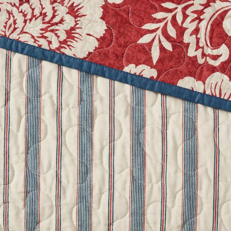 Madison Park Lucy Reversible Cotton Twill Quilt Set with Throw Pillows