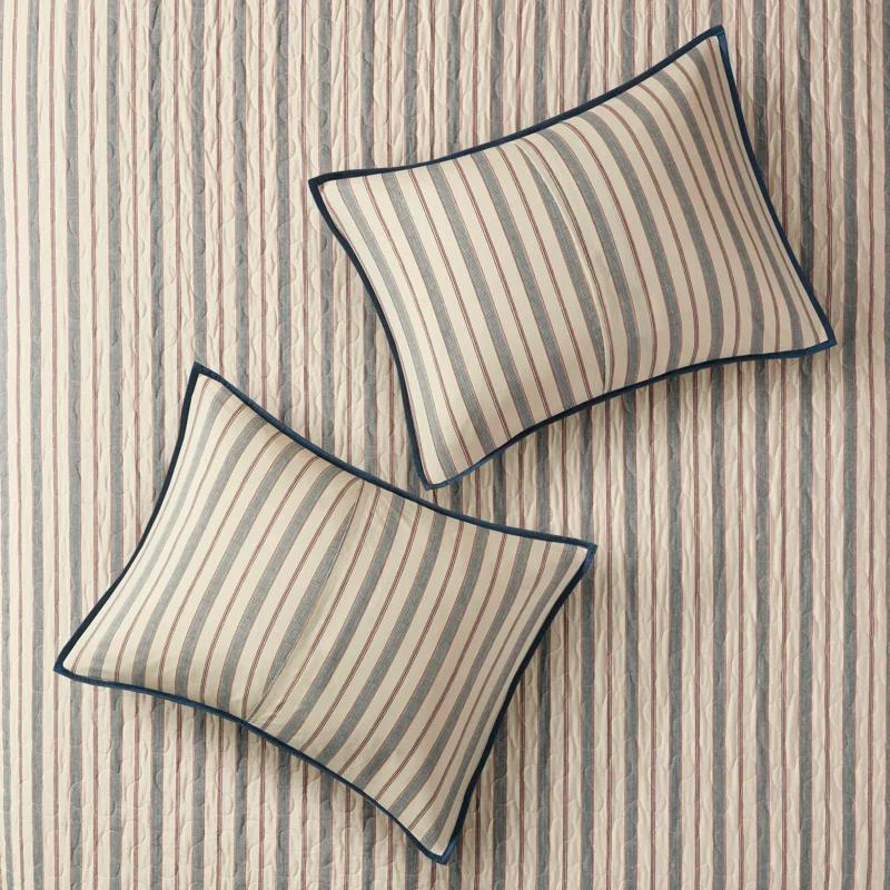Madison Park Lucy Reversible Cotton Twill Quilt Set with Throw Pillows