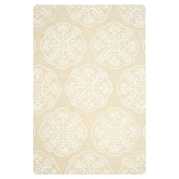 Safavieh Bella Hand Tufted Wool Floral Rug