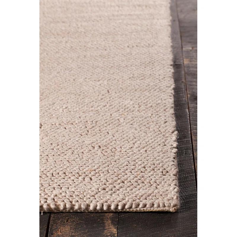 Luxe Loom Green 5' x 7' Hand-Woven Wool & Viscose Area Rug