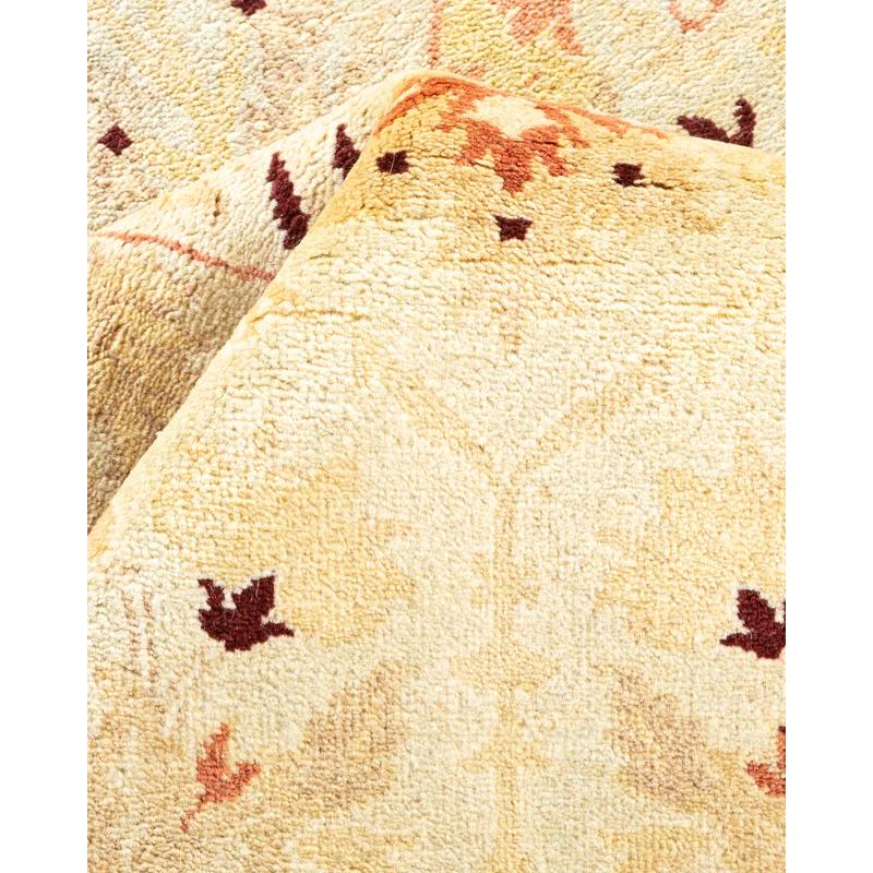 Ivory Floral Hand-Knotted Wool Rectangular Area Rug 8' x 10'