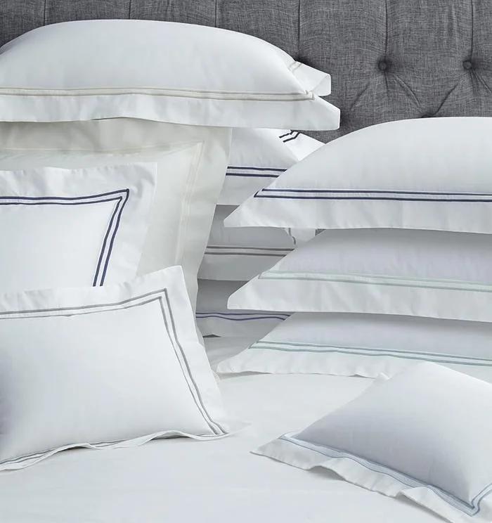 Grande Hotel Twin White and Navy Cotton Percale Duvet Cover