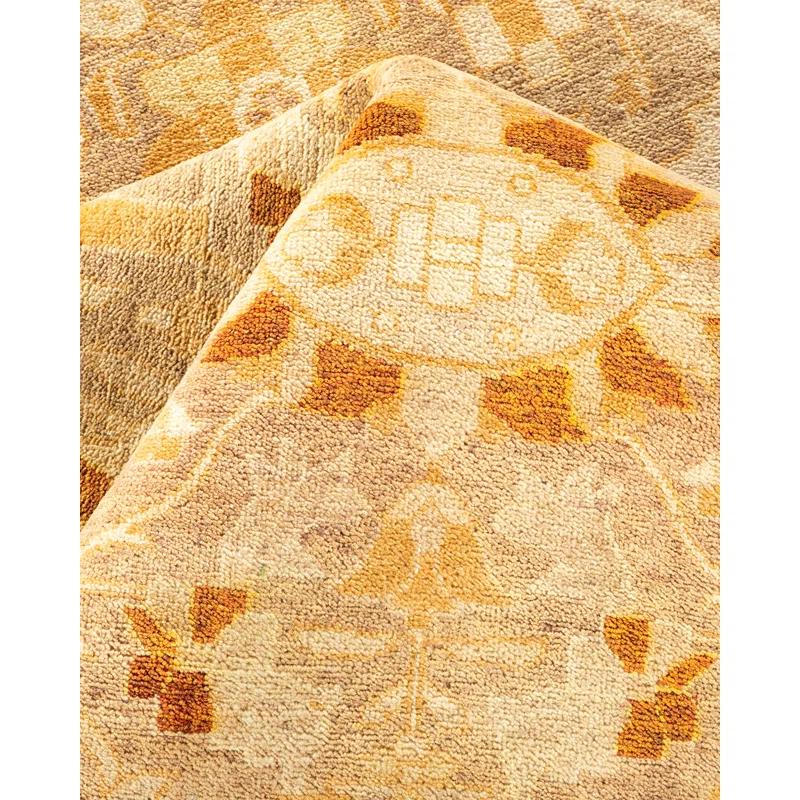 Classic Beige Floral Hand-Knotted Wool 9'2" x 12'3" Area Rug