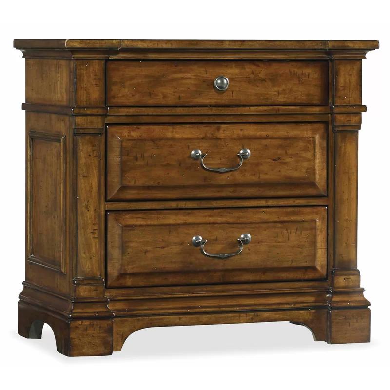 Traditional Tynecastle 3-Drawer Nightstand in Rich Brown