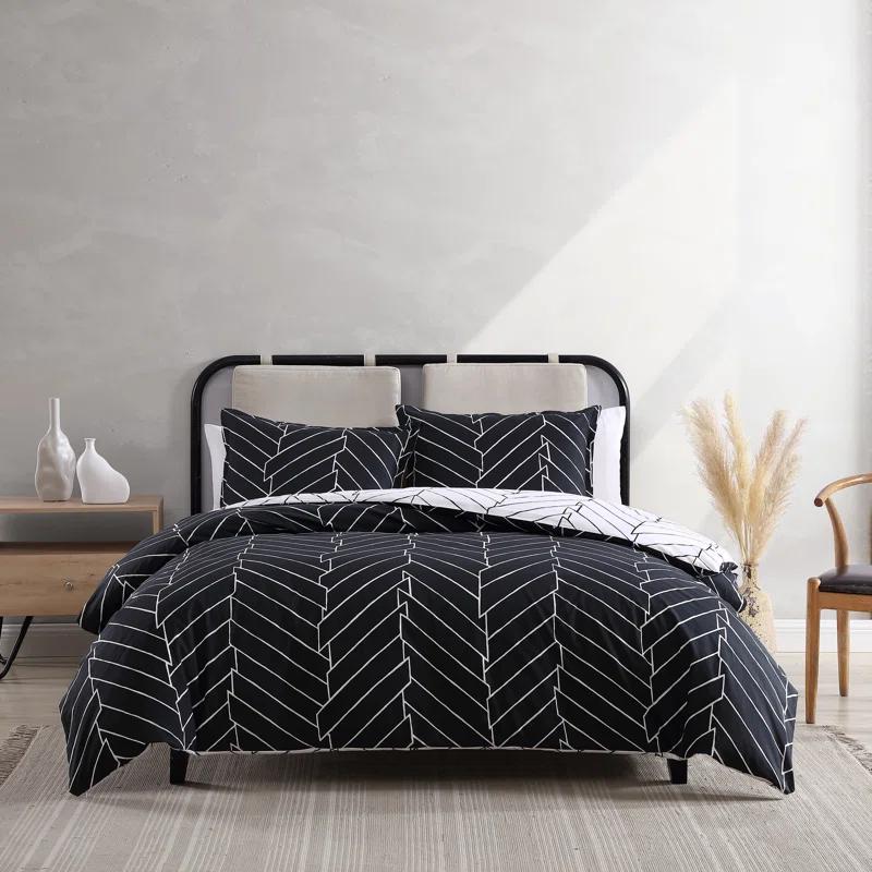 City Scene Ceres Black Standard Cotton 150 TC Reversible Duvet Cover Set