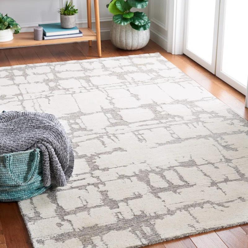Martha Stewart Rugs Martha Stewart 4533 Hand Tufted Wool/Cotton Rug in Light Gray/Ivory