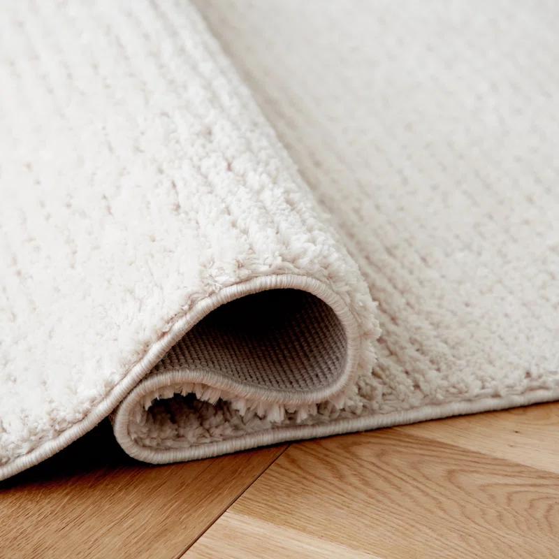 Beachcrest Home™ Etienne Striped Rug