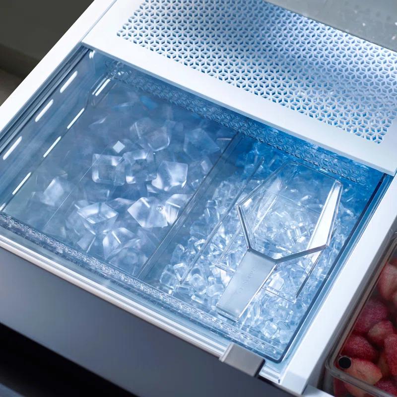 Bespoke 4-Door French Door Refrigerator (23 cu. ft.) with Beverage Center™