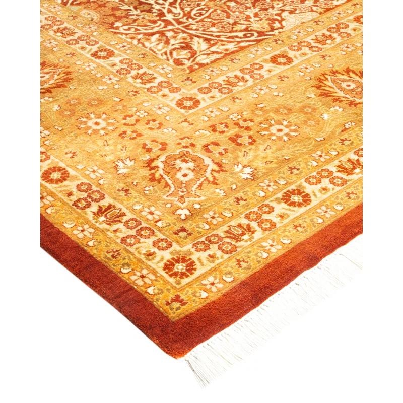 Elegant Ivory Oriental Wool Rug Hand-Knotted 8' x 10'