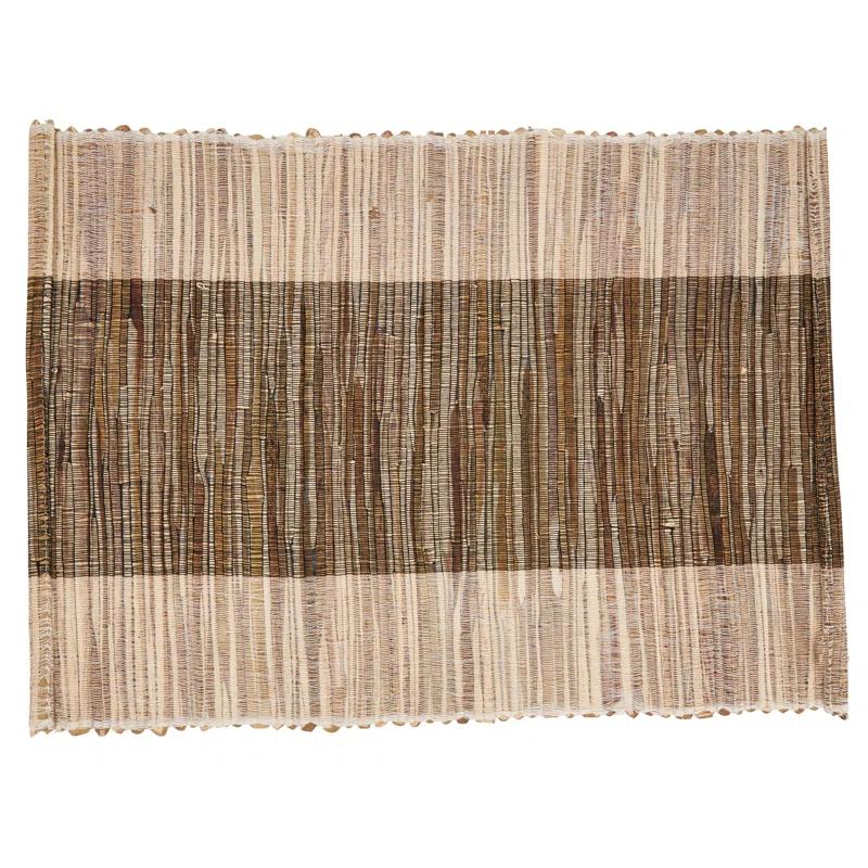 Shimmering Design 4 Piece Placemat Set (Set of 4)