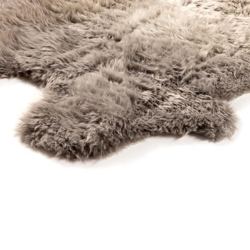 Handmade Light Grey Sheepskin Rectangular Rug, 3'3" x 5'11"
