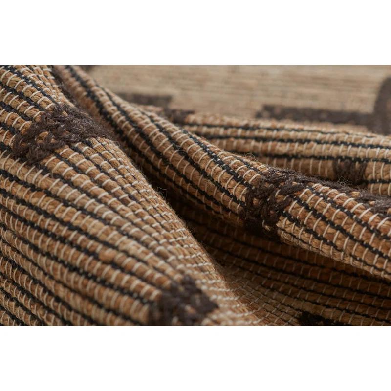 Lilas Pontoise 3'6" x 5'6" Handwoven Black Geometric Jute Rug