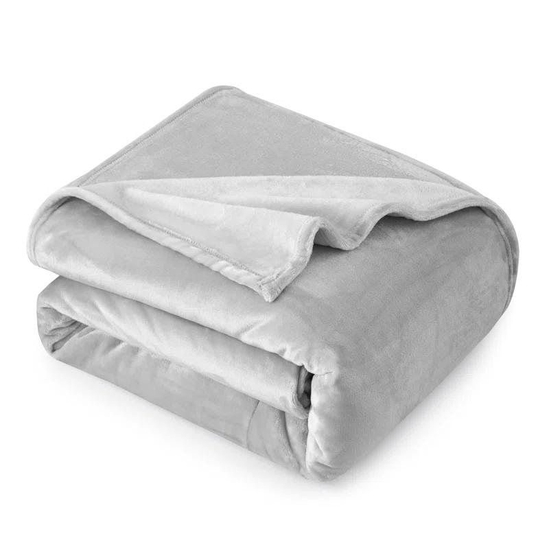 Cozy King-Size 10'x10' Machine-Washable Fleece Blanket in Grey