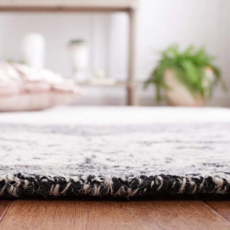 Charlton Home® Batichon Hand Tufted 60% Wool, 20% Bamboo Silk, 20% Cotton With Cotton Backing Oriental Rug