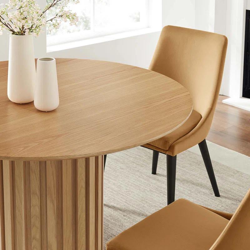 Senja 47" Oak Wood Round Mid-Century Modern Dining Table