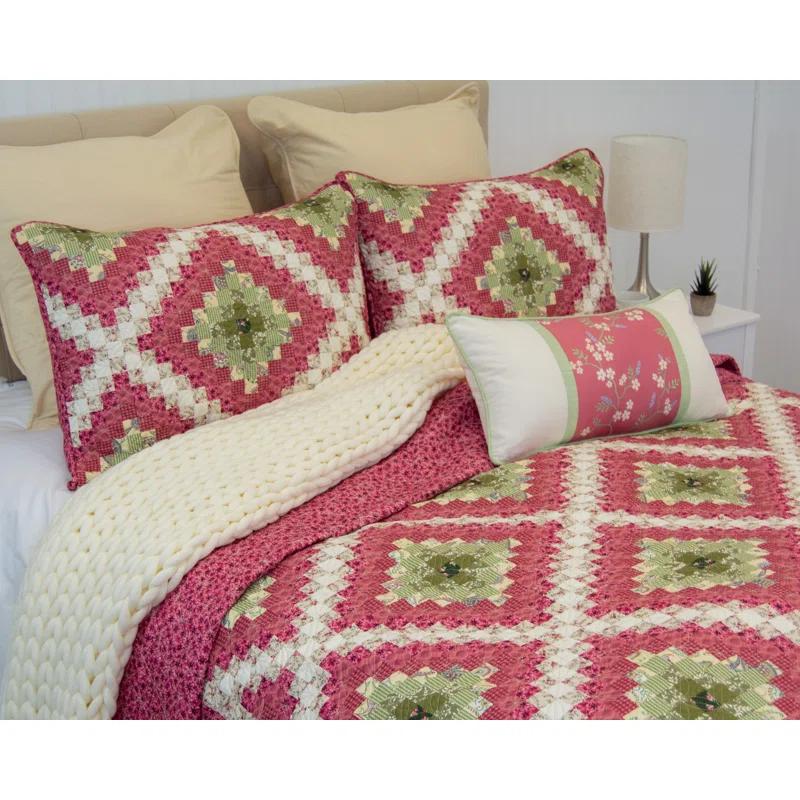Sweet Melon Geometric Shapes Quilt Set