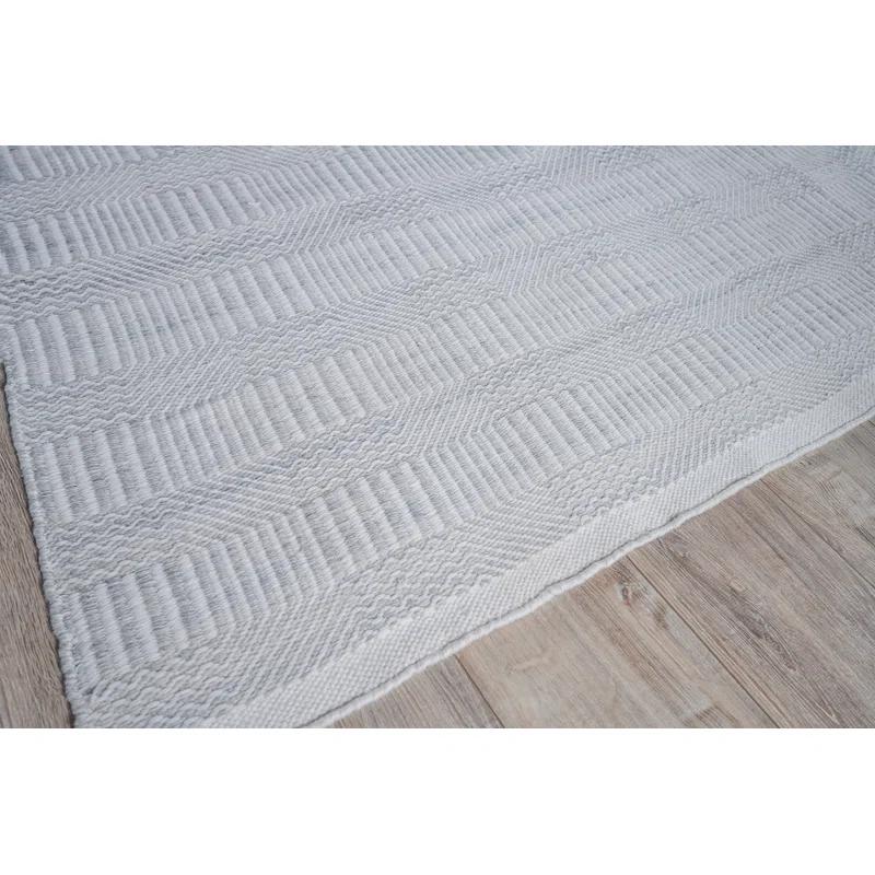 Light Silver 8' x 10' Geometric Synthetic Flatweave Area Rug