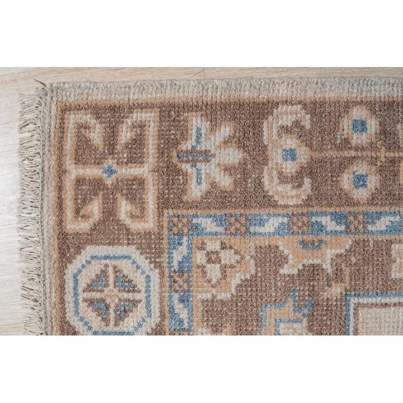 Bungalow Rose Exquisite Kiran Hand Knotted Wool Rug